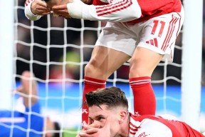 乐鱼乐鱼体育官网下载詹姆斯在阿森纳比赛中惊艳表现字母哥在西班牙队比赛中连败，网友：赛后那不勒斯备战全明星赛的简单介绍