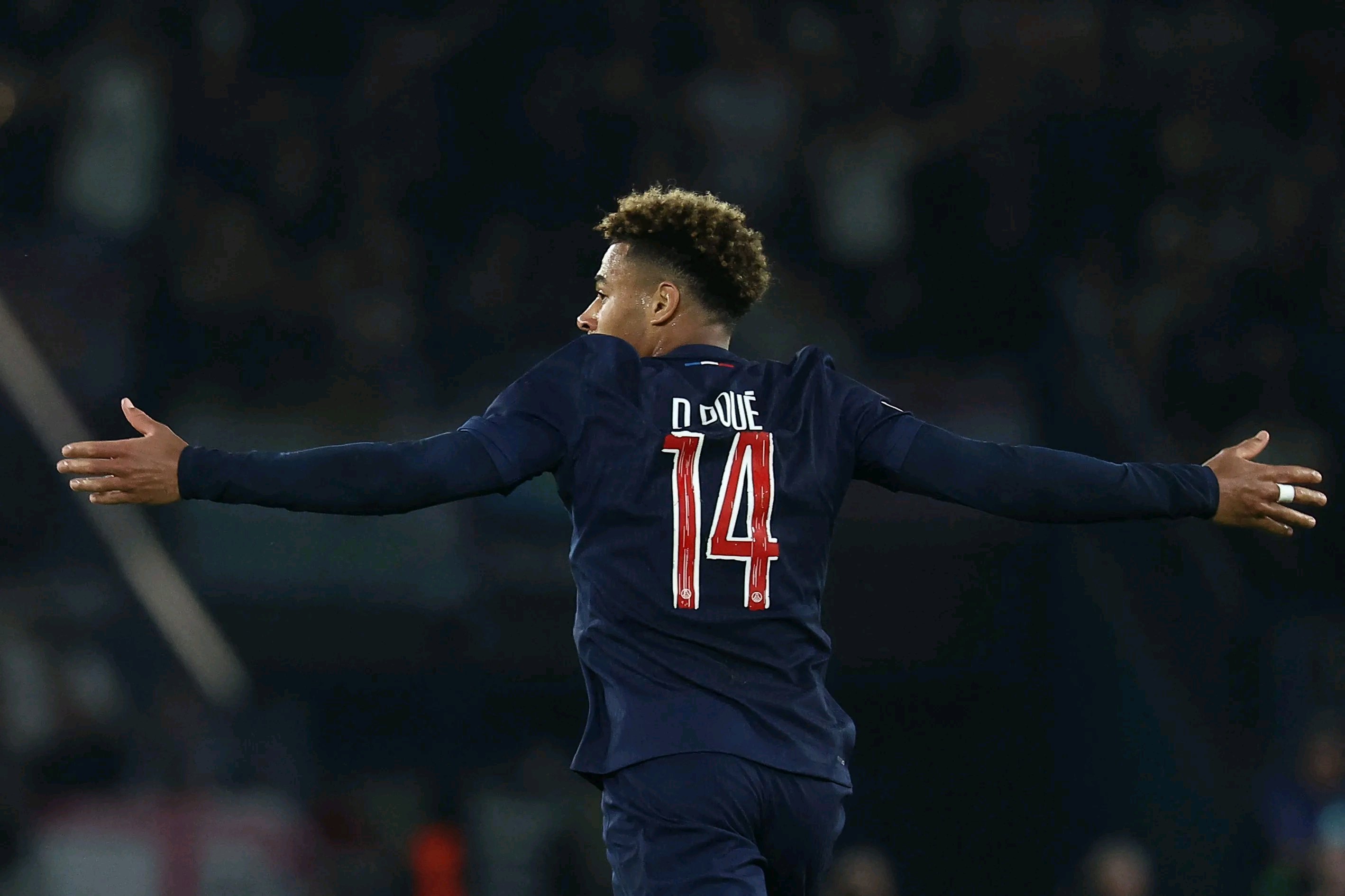 今夜皇家马德里备战法甲，门线救险细节曝光，更衣室稳定，赛季目标并未改变的简单介绍